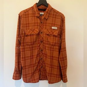 Beautiful Magellan plaid shirt